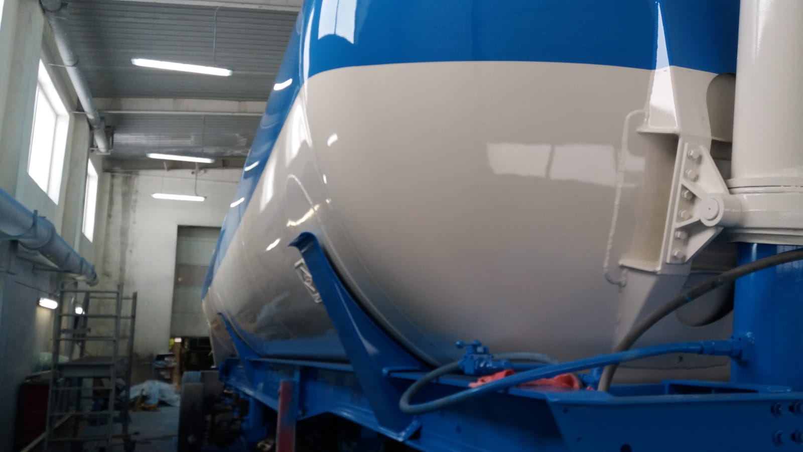 Feldbinder Servicebetrieb PHS Magnum in Chorula bei Oppeln, EUT/KIP Reparatur Edelstahl